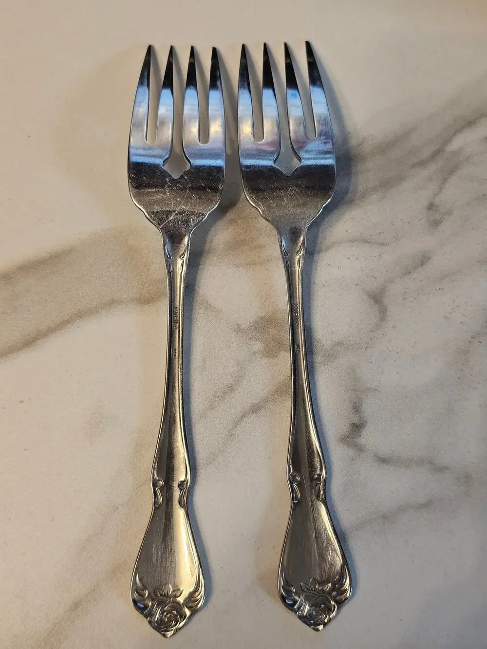 Salad Forks (2)Oneida Arbor Rose/True Rose USA Glossy Stainless Flatware 6 1/4